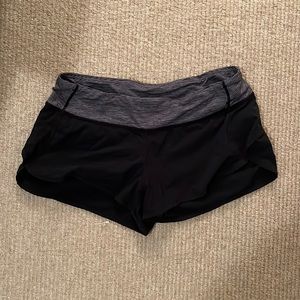 Lululemon black womens shorts size 4